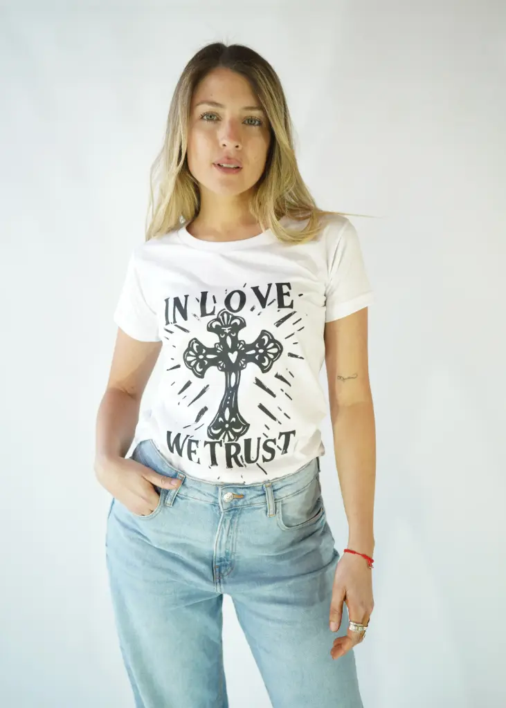 Remera Estampada In Love